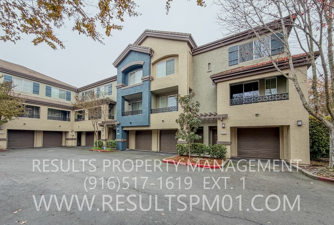 Building Photo - Excellent Natomas Townhouse