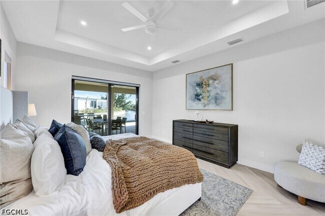 Building Photo - 3220 NW 21st St