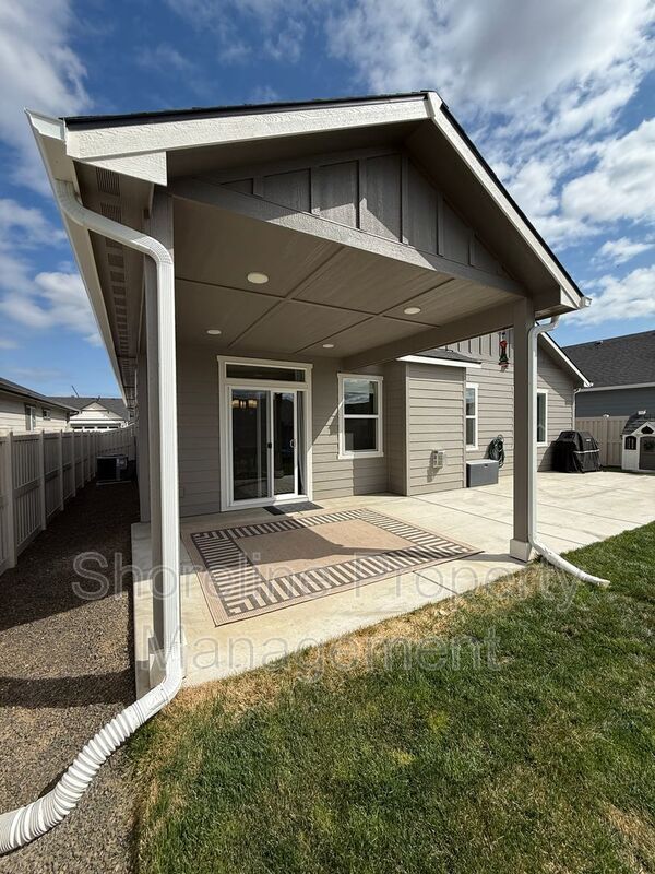 Building Photo - 10093 W Novato Dr