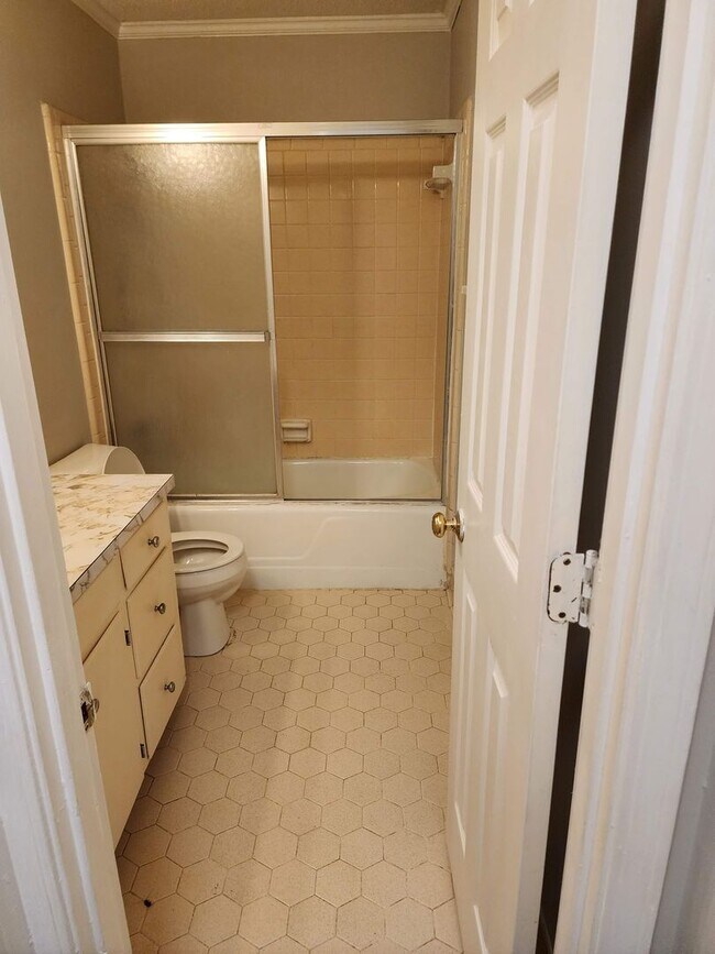 Building Photo - 1556 Malden Drive