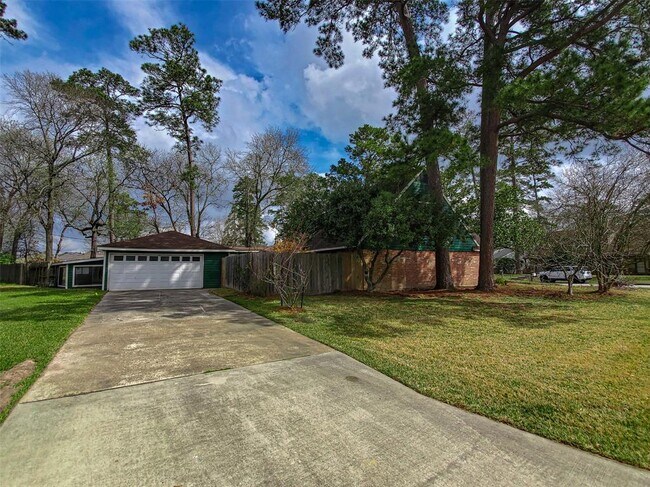Building Photo - 28903 Twisted Oak Dr