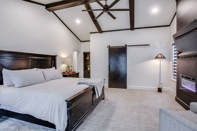 Building Photo - Pre Leasing in Melanie Park!