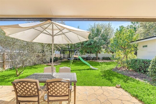 Building Photo - 1640 Palm Ave