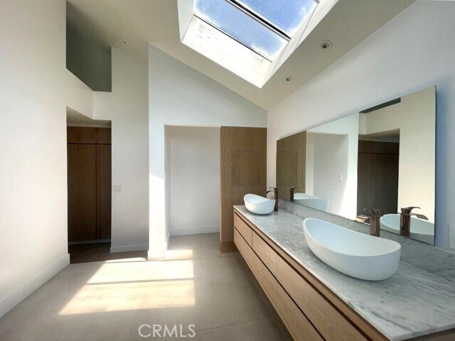 Building Photo - 1 Tamizar