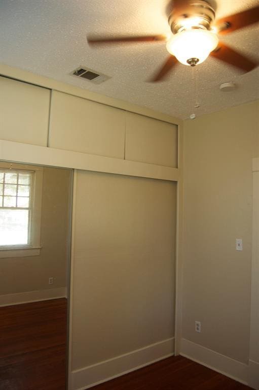 Building Photo - 403 E 35th St