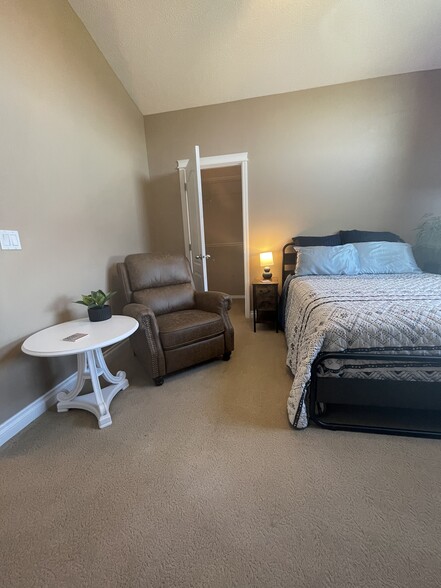 Building Photo - 2932 Road 12.8 NW