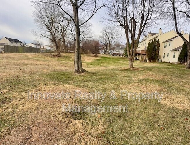 Building Photo - 584 Mount Vernon Cir