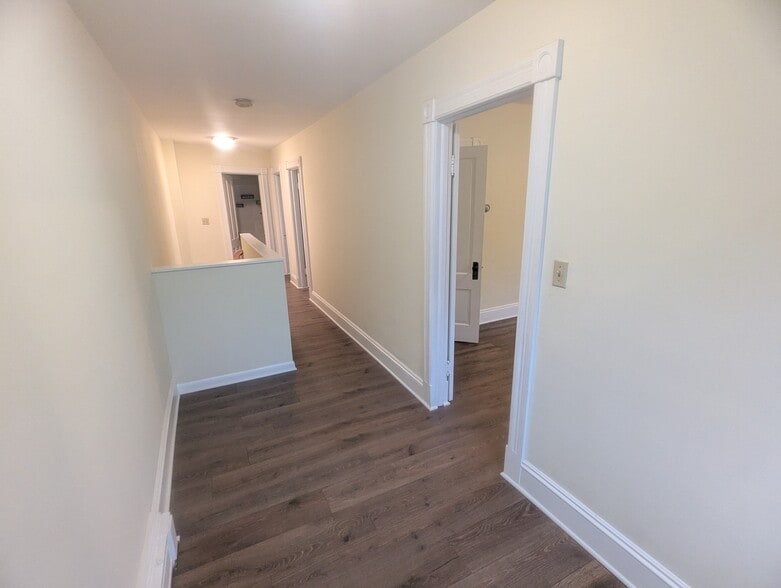 Building Photo - 110 Spring St