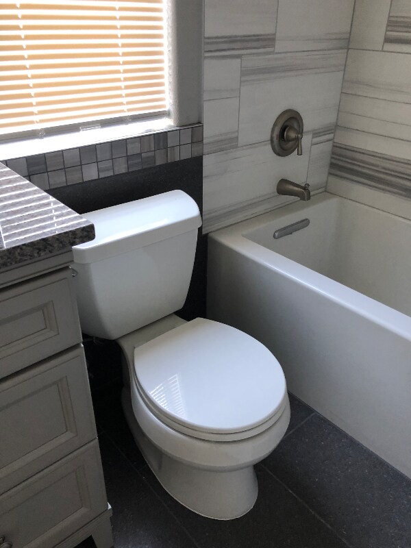 Building Photo - 3248 Mozart Dr