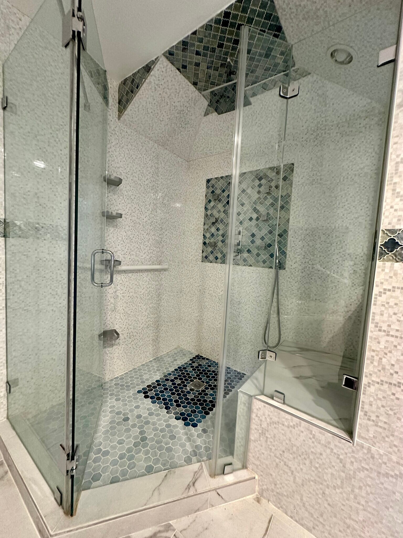 Building Photo - 3 Harbor Front Ct