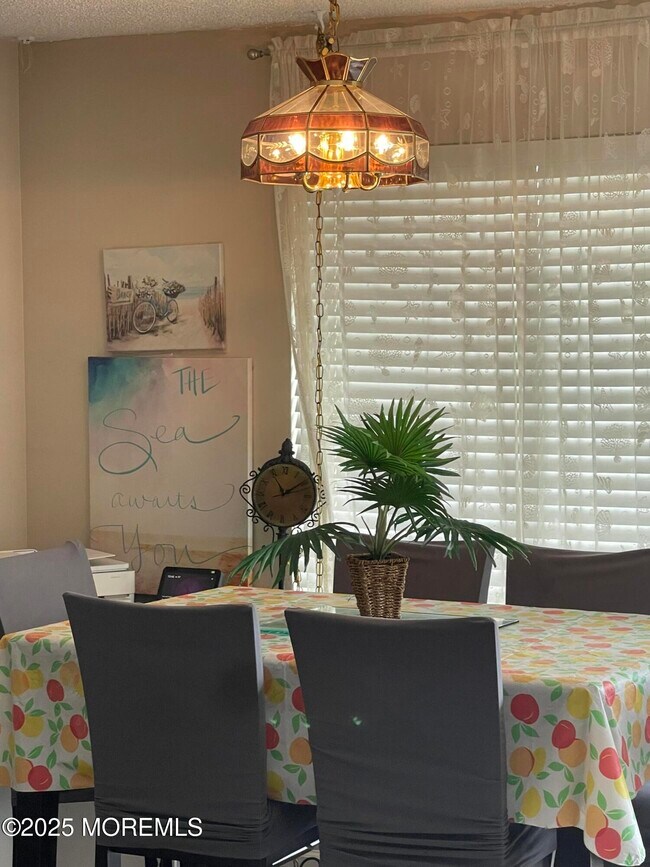 Building Photo - 202-06 Carteret Ave