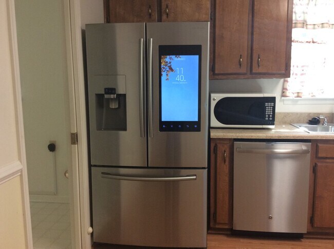 Building Photo - Vass Meadows