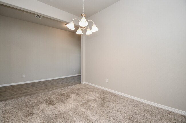 Building Photo - 18331 Pedernales Springs Dr
