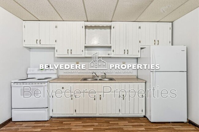 Building Photo - 1210-A Valleyview St