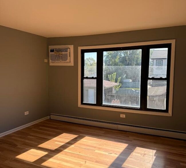 Building Photo - 7719 Roberts Rd