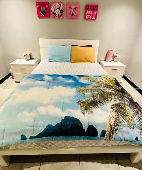 Bedroom 1 - 2620 England St