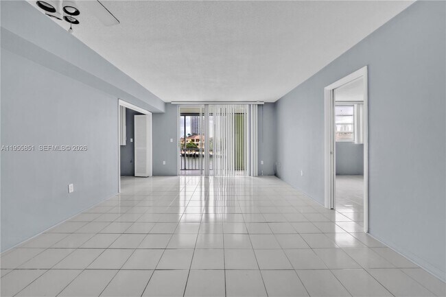 Building Photo - 3030 Marcos Dr