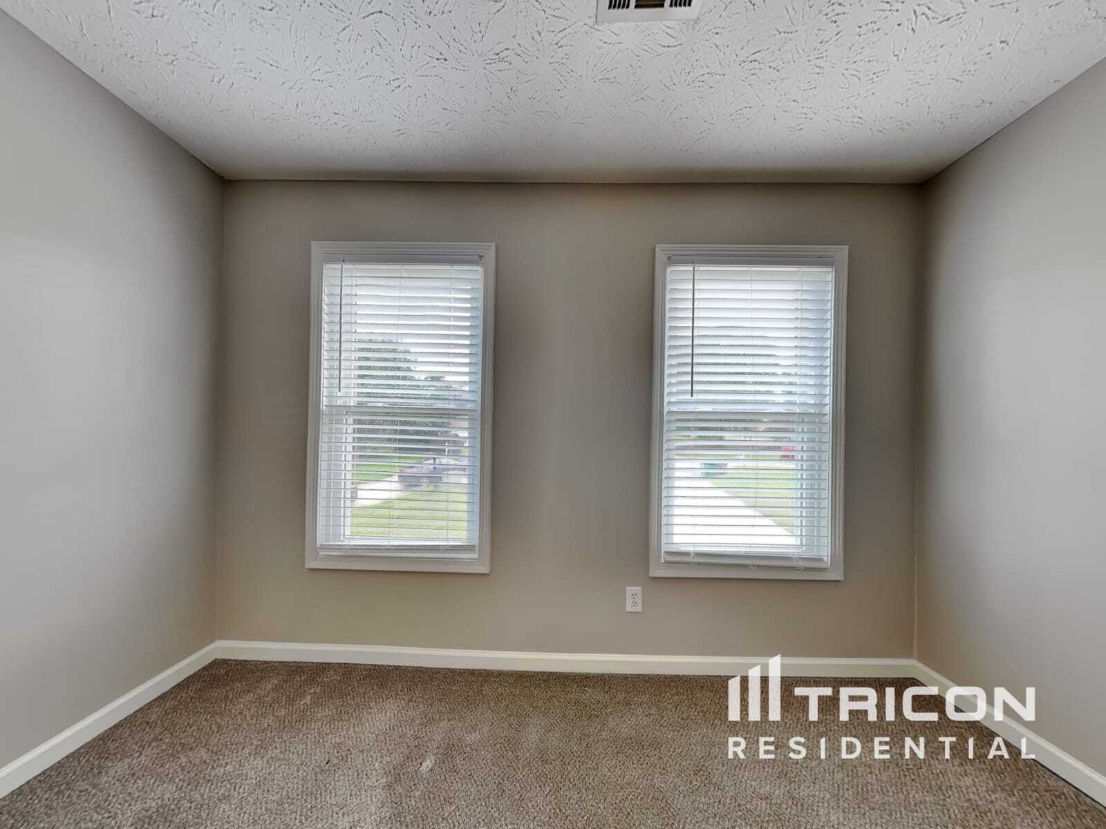 Building Photo - 2700 Peachtree Parc Ln