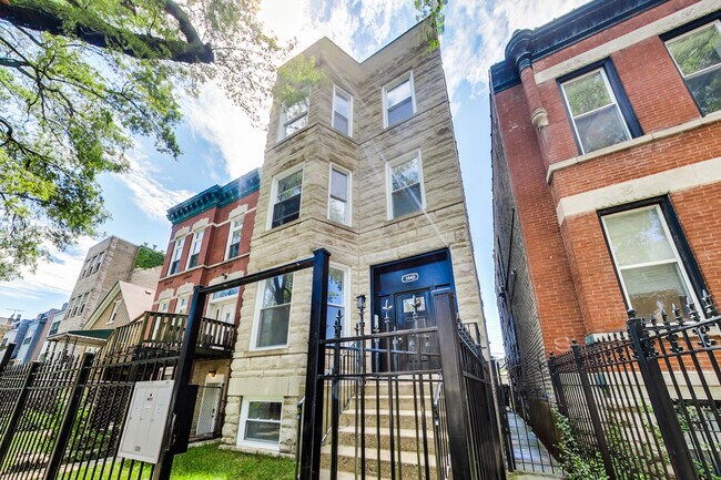 Building Photo - 1448 N Washtenaw Ave