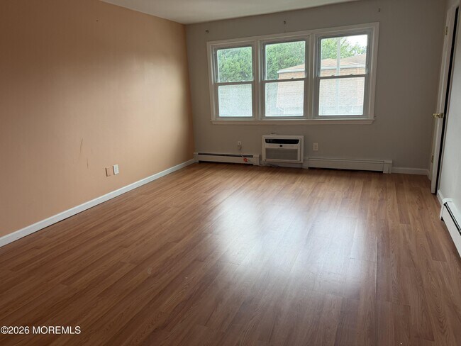 Building Photo - 1506 Beaver Dam Rd