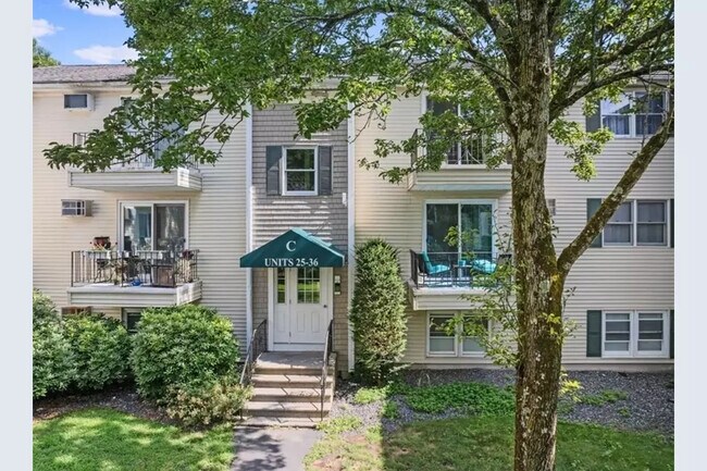 Primary Photo - 1261 Church St