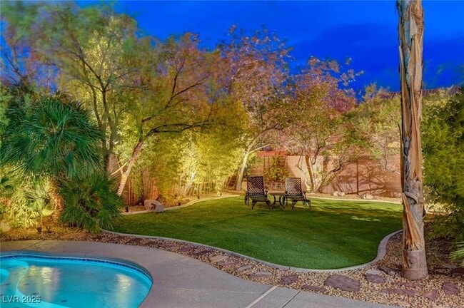 Building Photo - 9593 Los Cotos Ct