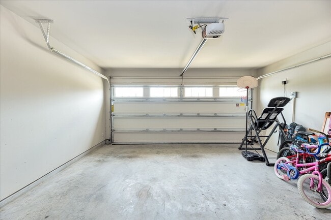 Building Photo - 1625 City Nights Wy