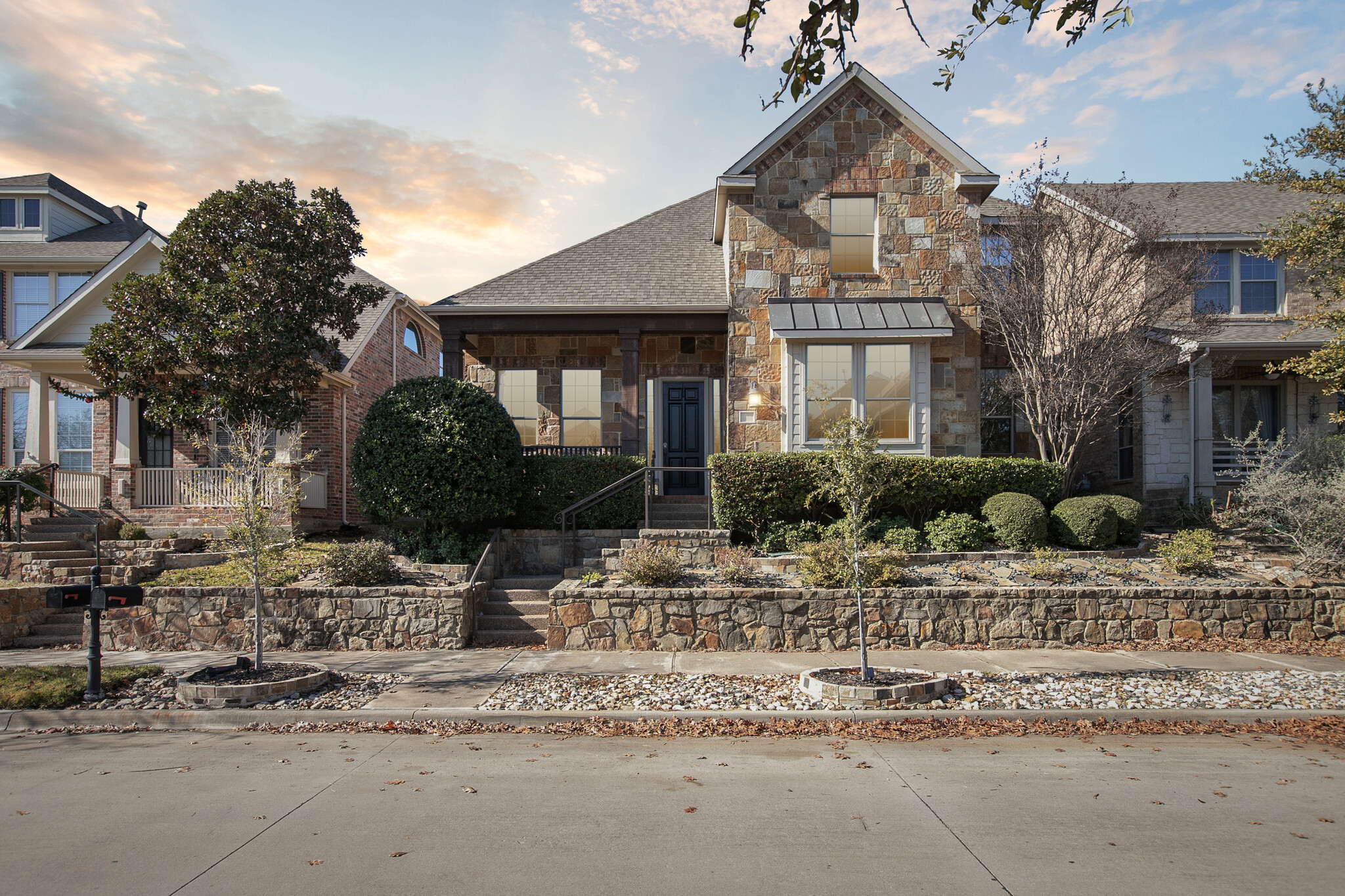 Front of House - 5925 Pedernales Rdg