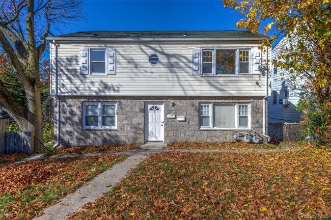 Primary Photo - 7 Yonkers Terrace