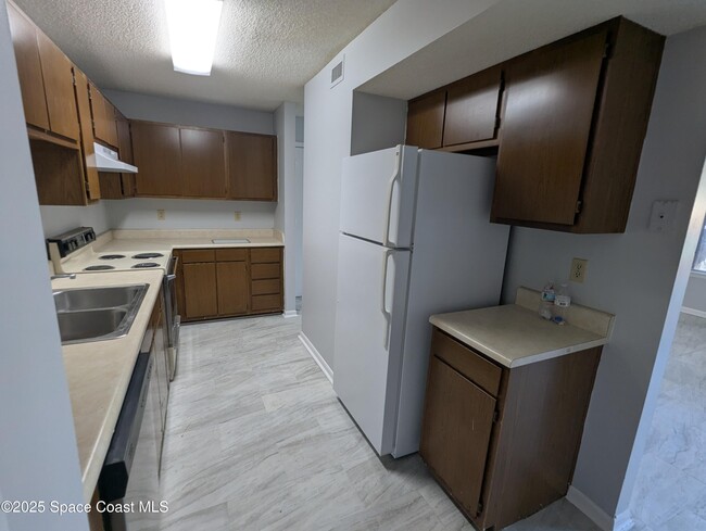 Building Photo - 3545 Sable Palm Ln