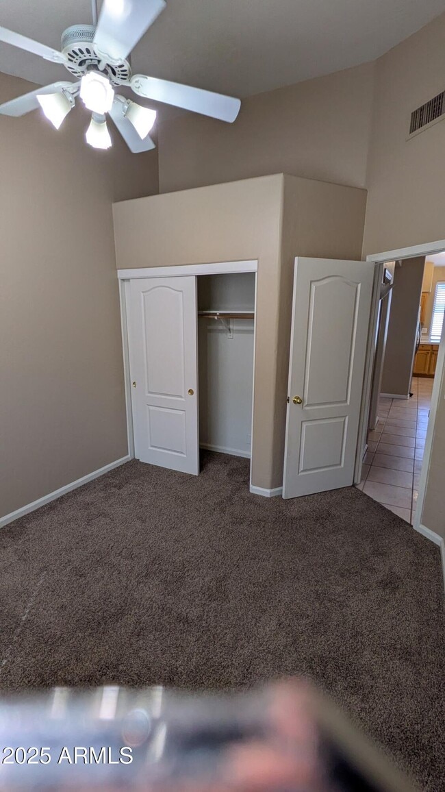 Building Photo - 9071 E Rockwood Dr