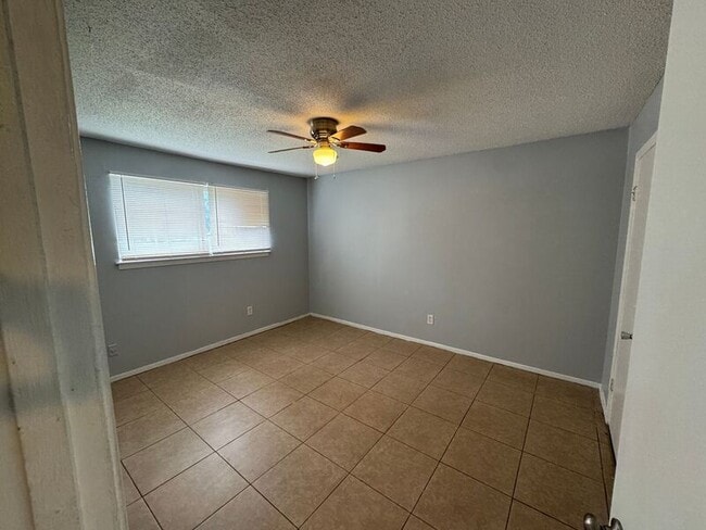 Building Photo - 151 N Belvedere Blvd