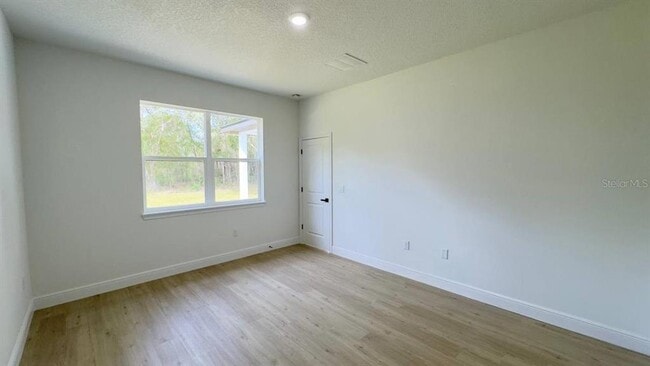 Building Photo - 7914 N Omega Way