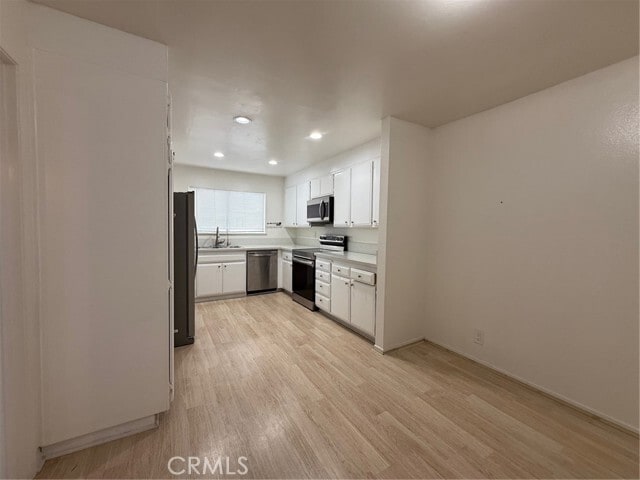 Building Photo - 28207 Ridgethorne Ct