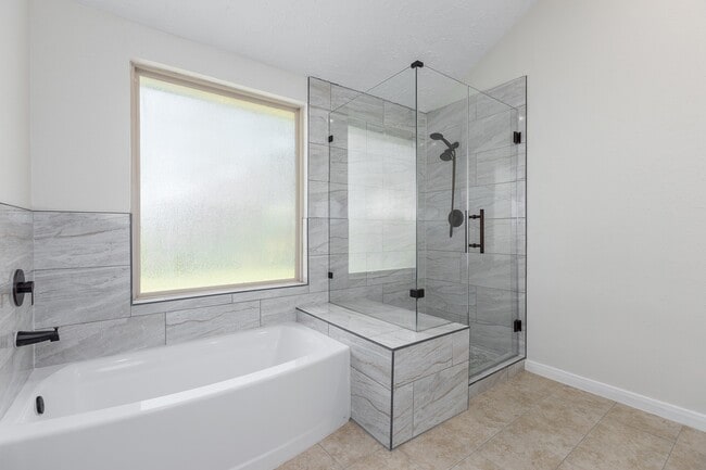 Building Photo - 5442 Garden Village Dr