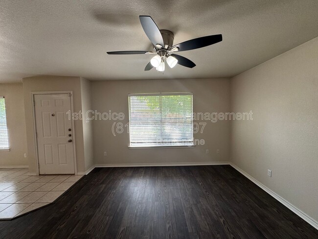 Building Photo - 957 Austin Ct