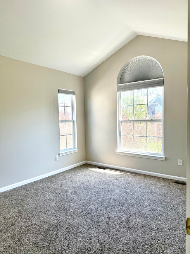 Building Photo - 3083 Promenade Cir