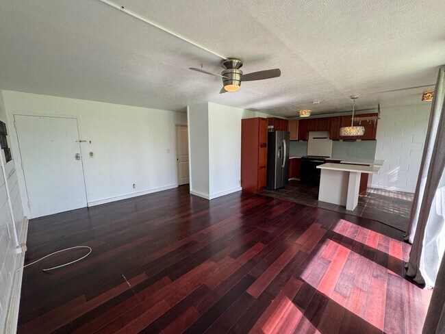 Building Photo - 95-021 Kuahelani Ave