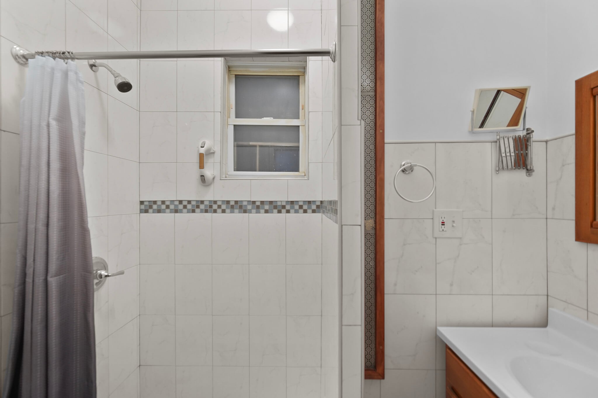 Building Photo - 51 Macdougal St