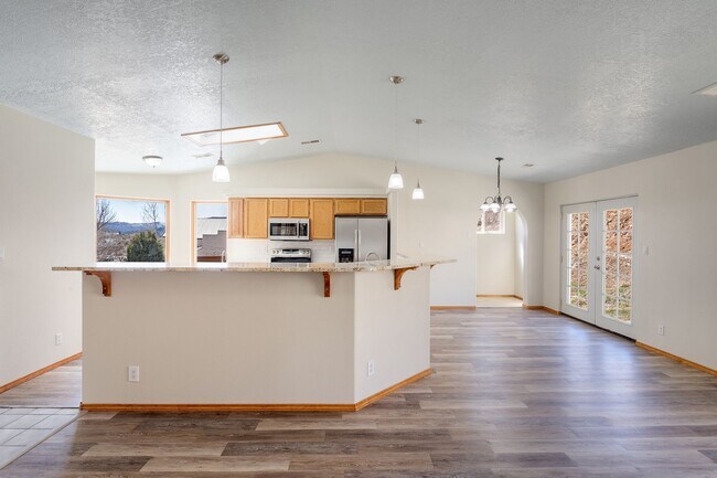 Building Photo - Durango 5 Bed 3 Bath Rental Home