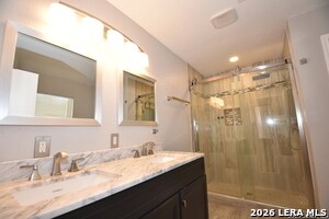 Building Photo - 83 Viking Oak