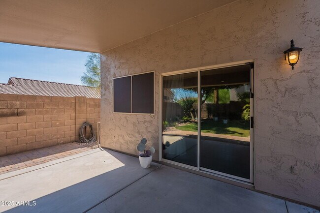 Building Photo - 16205 S 17th Ln