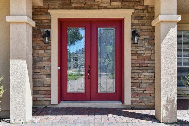 Building Photo - 263 Stonewell Dr