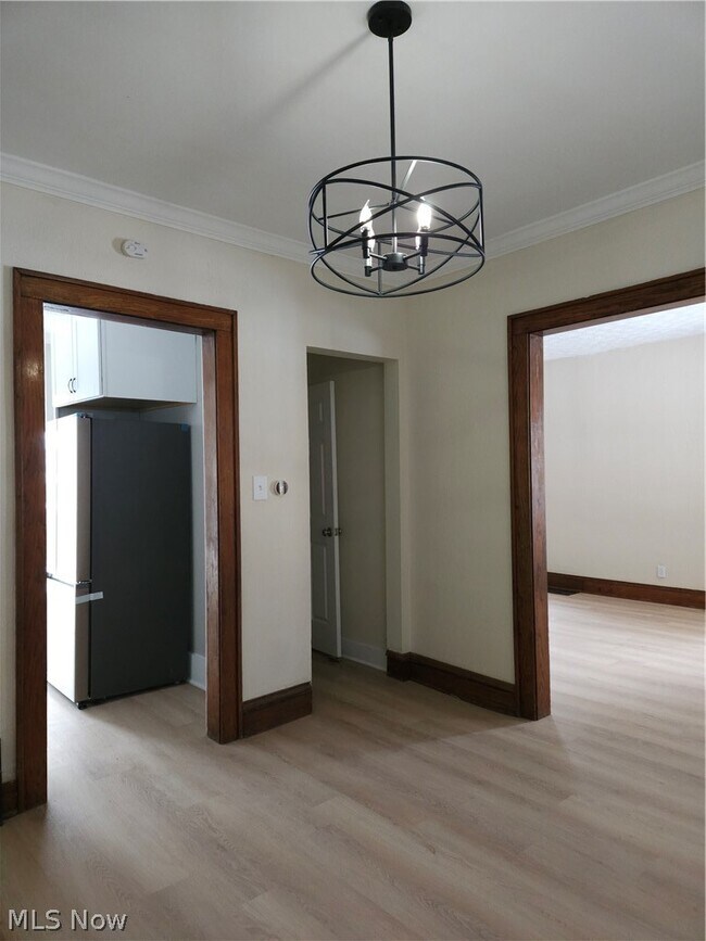 Building Photo - 80 E Ido Ave