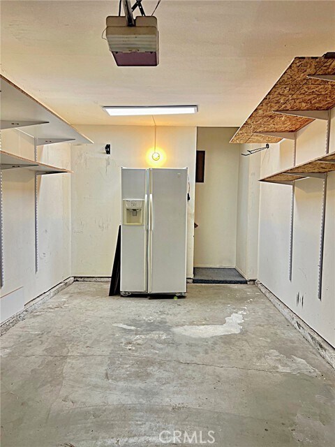 Building Photo - 15 Headland Pl