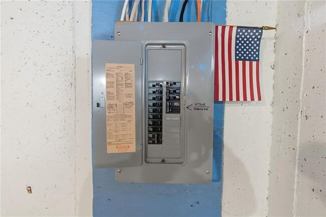 Building Photo - 23 Benefit St