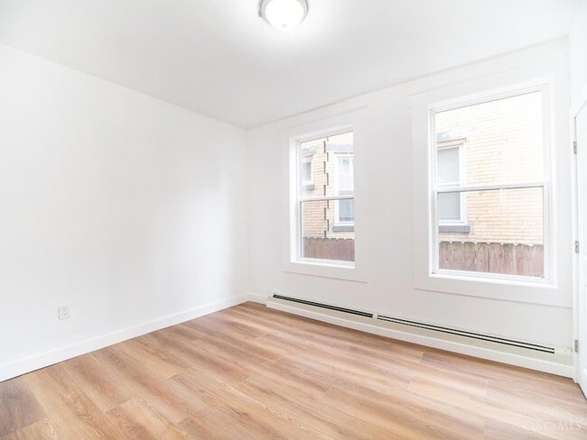 Building Photo - 2408 Highland Ave