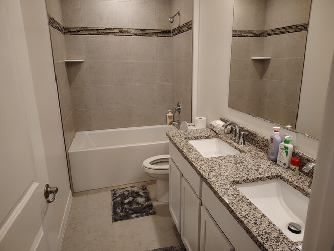 Building Photo - 5794 NW Culebra Ave