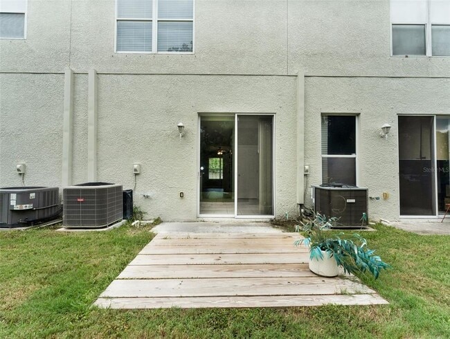 Building Photo - 8736 Eleanor Ct