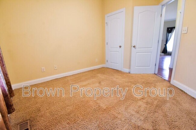 Building Photo - 101 Jaylin Blvd